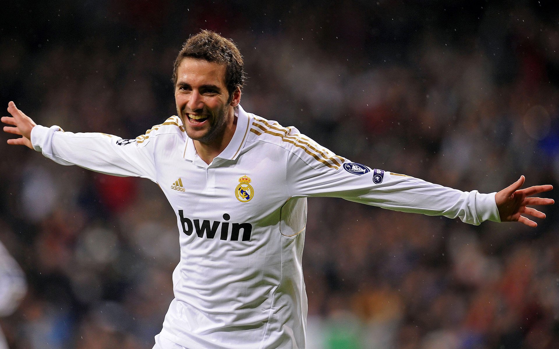 铁闸是怎样炼成的，阿劳霍在世界杯之夜交出活体防守词典